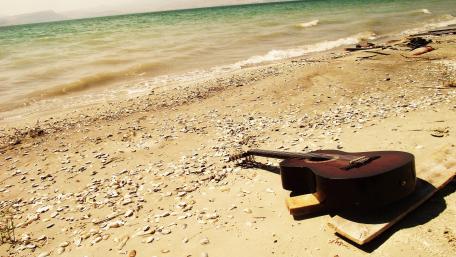 Melodic Vibes by the Sea wallpaper