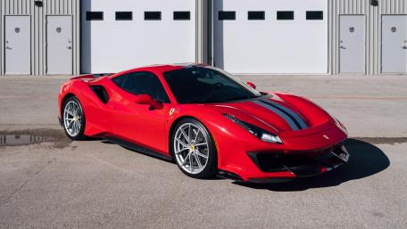 Ferrari 488 Pista in Vibrant Red Shine wallpaper