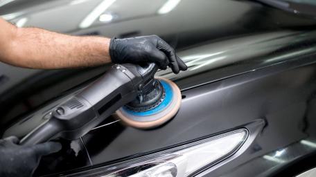 Shining Black Car Polishing Process wallpaper