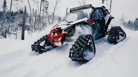 Adventurous Snow Trail Ride in a Modified Car wallpaper