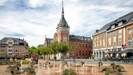 Palais de Justice, Nivelles, Belgium wallpaper