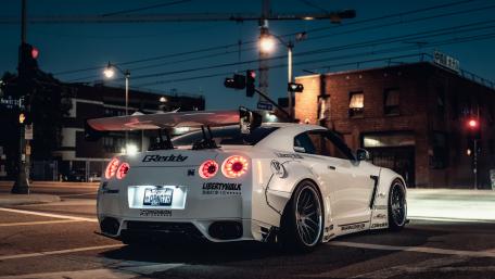 Night Prowler Nissan Skyline GT-R wallpaper