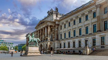 Brunswick Palace wallpaper