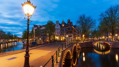 The Emperor's Canal at the corner of Leidsegracht & Keizersgracht wallpaper