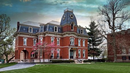 Strawn House wallpaper