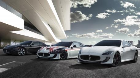 Elegance in Motion with Maserati Cars wallpaper