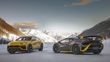 Lamborghini Huracan and Urus wallpaper