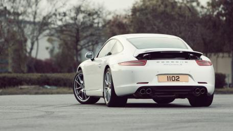 Sleek Porsche 911 Carrera S Wallpaper wallpaper