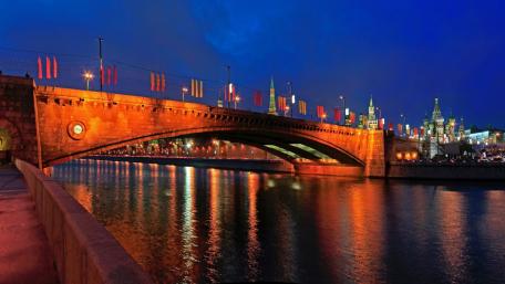 Bolshoy Moskvoretsky Bridge wallpaper