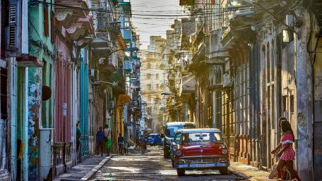 Street in Havana, Cuba wallpaper