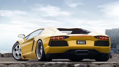 Lamborghini Aventador in Bold Yellow Shine wallpaper