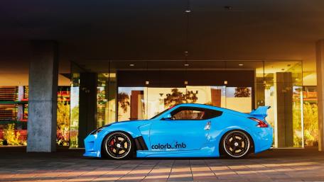 Vibrant Nissan 370Z Sports Car Wallpaper wallpaper