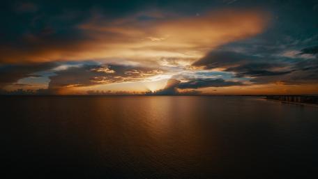 Ethereal Ocean Sunset wallpaper