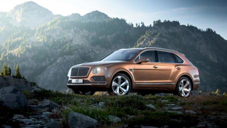 2017 Bentley Bentayga wallpaper