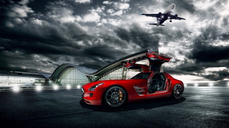 Dynamic Mercedes-Benz Experience with Airplane Viewpoint wallpaper