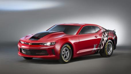 Sleek and Powerful Chevrolet Camaro Wallpaper wallpaper