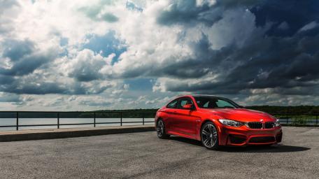 Stunning BMW M4 by the Water wallpaper