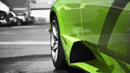 Vivid Lamborghini Murciélago in Striking Green Shades wallpaper