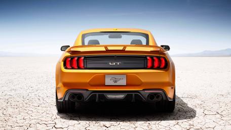 Yellow Ford Mustang GT in Desert wallpaper