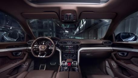 Luxurious Lamborghini Urus SUV Interior wallpaper