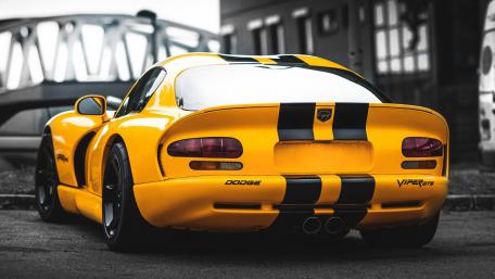 Dodge Viper in Stunning Yellow Shine wallpaper