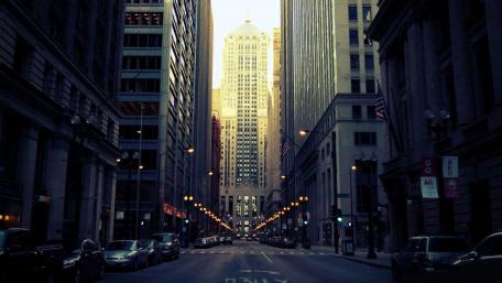 Urban Elegance in City Streets wallpaper