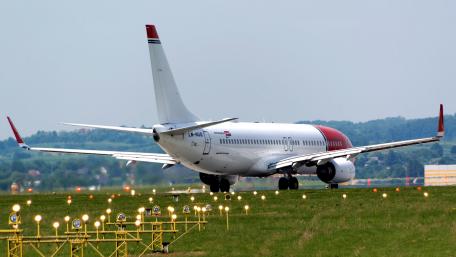 Boeing 737-800 Preparing for Takeoff wallpaper