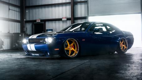 Dodge Challenger SRT Hellcat in Stunning 4K Quality wallpaper