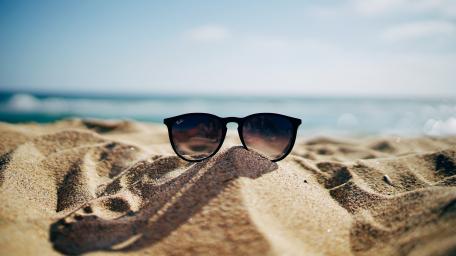 Sunglass in beach wallpaper