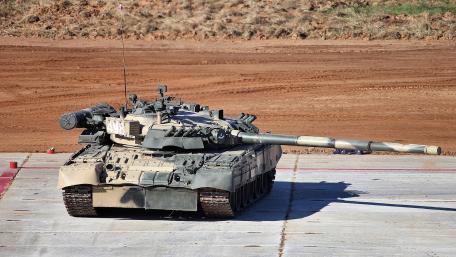 Mighty T-80 Tank in Action wallpaper