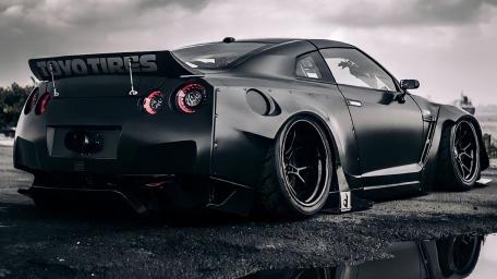 Nissan Skyline GT-R in Dark Elegance wallpaper