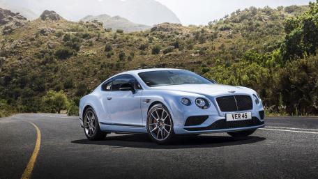 Luxury on Wheels Stunning Bentley Continental GT in 4K Resolution wallpaper