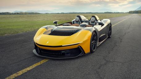 Sleek Elegance of the Pininfarina Sports Car wallpaper