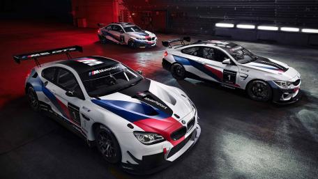 BMW Motorsport Thrill in 4K Precision wallpaper