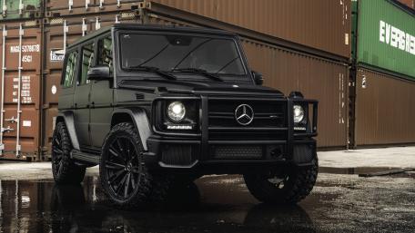 Mercedes-Benz G-Class in Industrial Setting wallpaper