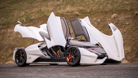 Sleek Elegance of the SSC Tuatara wallpaper