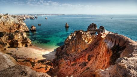 Serene Coastal Escapes for Relaxation wallpaper