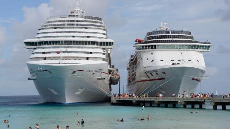 Cruise Ships at the Shoreline wallpaper
