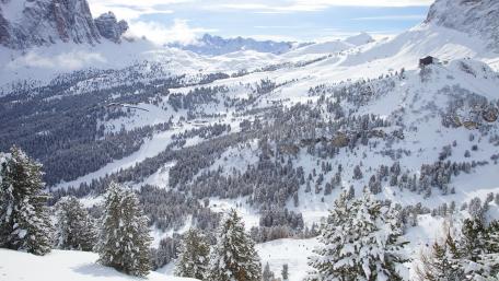 Winter Wonderland Scenic Snowy Landscape Views of Majestic Mountains and Forests wallpaper