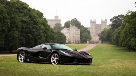 Black Ferrari wallpaper