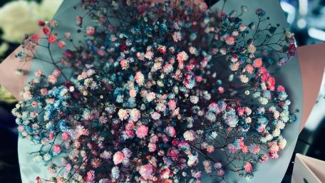 Vibrant Flower Bouquet in Stunning Detail wallpaper