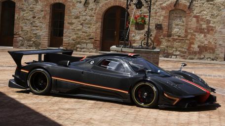 Sleek and Stunning Pagani Zonda Wallpaper wallpaper