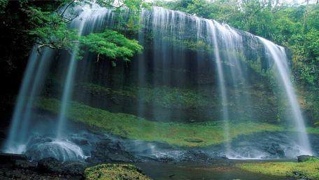 Pa La-U Waterfall wallpaper