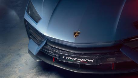 Lamborghini Lanzador Elegance in Ultrasharp Detail wallpaper