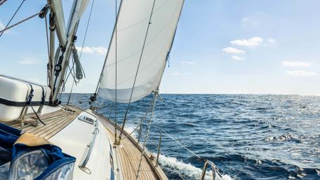 Sailing into the Horizon with Adventure and Freedom wallpaper