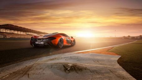 McLaren P1 in Stunning Sunset View wallpaper
