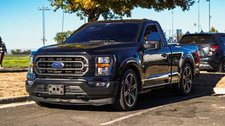 Sleek Black Ford F-150 Pickup Truck Wallpaper wallpaper