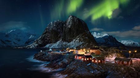 Lofoten Lights Dance Over Hamnøy Village wallpaper