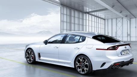 KIA Stinger wallpaper