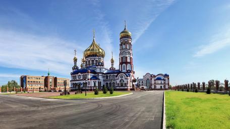 The Majestic Orthodox Cathedral of the Nativity Against Blue Skies wallpaper